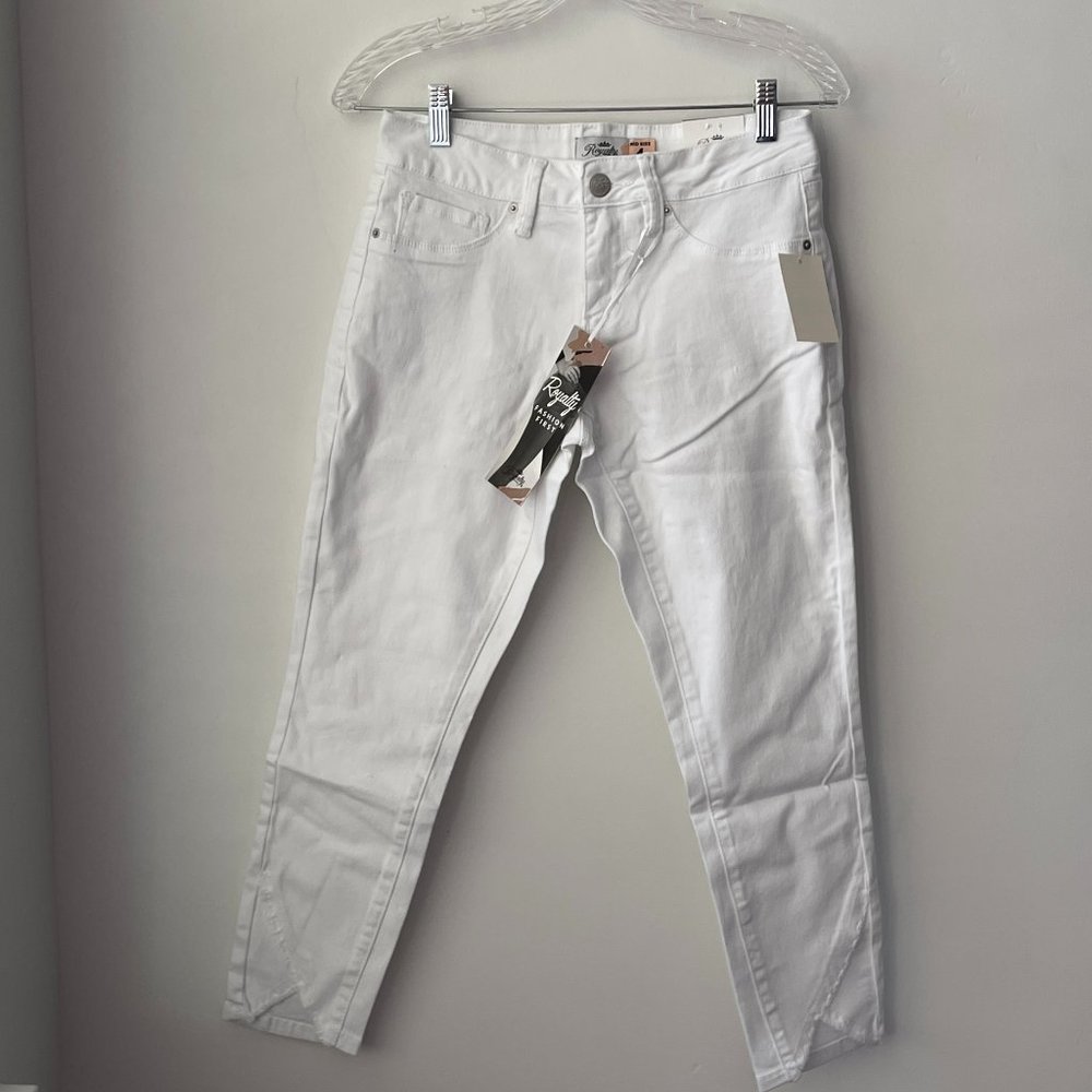 Royalty For Me Women's Mid Rise Anklet Pant